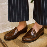 VINTAGE G.H. BASS MAROON LOAFERS, 7