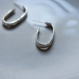 LONG HAMMERED STUD EARRINGS