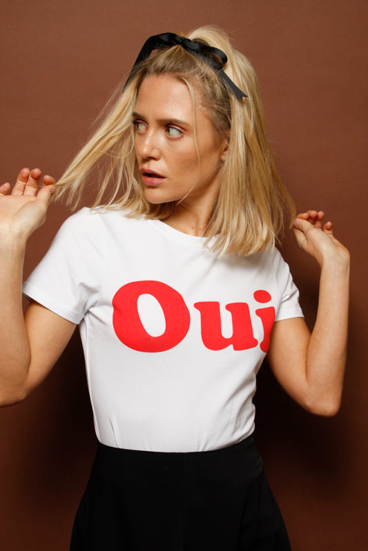 L'ECOLE DES FEMMES OUI TEE - Cloak and Dagger NYC