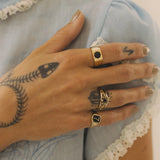 MEREWIF "7" SIGNET
