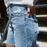 LEVIS 501 MID THIGH SHORT