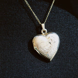 VINTAGE FLOWER ENGRAVED LOCKET