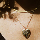 VINTAGE LARGE HEART LOCKET