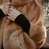 VINTAGE 60s FUR SHAWL