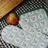 ARTICHOKE PRINT OVEN MITT