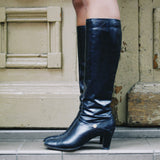 VINTAGE SALVATORE FERRAGAMO BLACK BOOTS SIZE 8