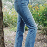 THE GREAT CLARK MID RISE STRAIGHT JEAN