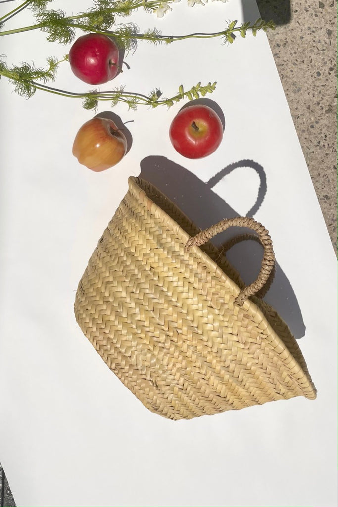 MEDIUM PALM BASKET